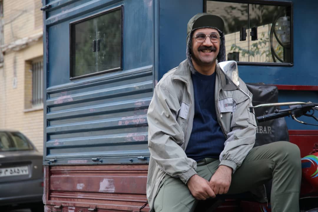 کمدی متفاوت «دنگ و فنگ روزگار» با بازی محمد نادری و سیروس گرجستانی کمدی متفاوت «دنگ و فنگ روزگار» با بازی محمد نادری و سیروس گرجستانی