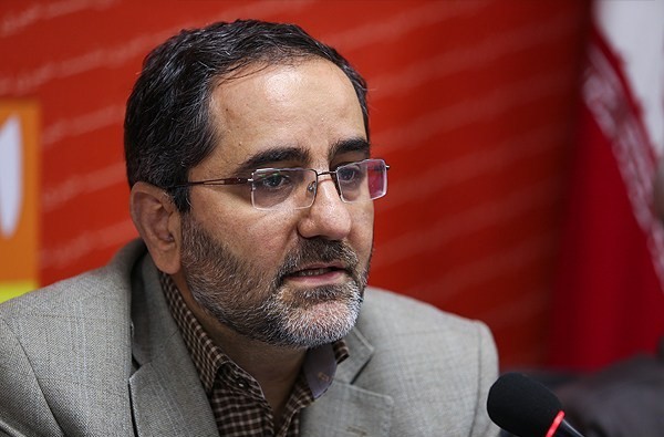 رمز فتنه&zwnj;های پیش رو مشکلات اقتصادی است/ عامل فتنه جبهه کفر نیست بلکه جریان نفاق است/رهبری ۱۱ سال است که شعار&zwnj;های سال را اقتصادی می&zwnj;گذارند