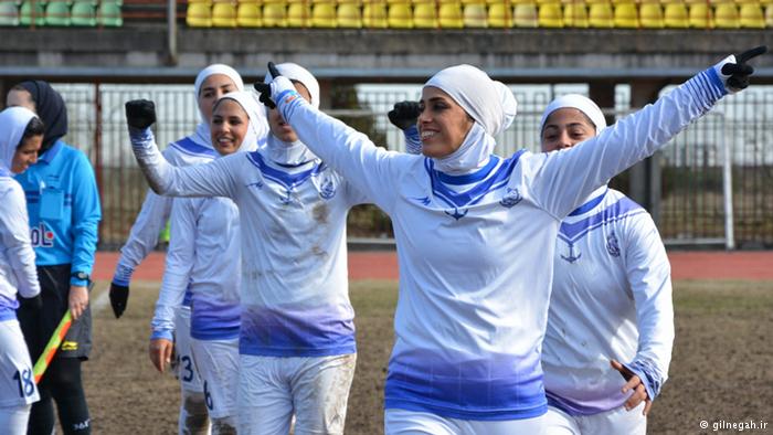 برتری پرگل تیم فوتبال بانوان ملوان بندرانزلی مقابل آذرخش تهران