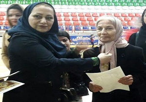 بانوی 80 ساله کرمانشاهی شگفتی ساز شد