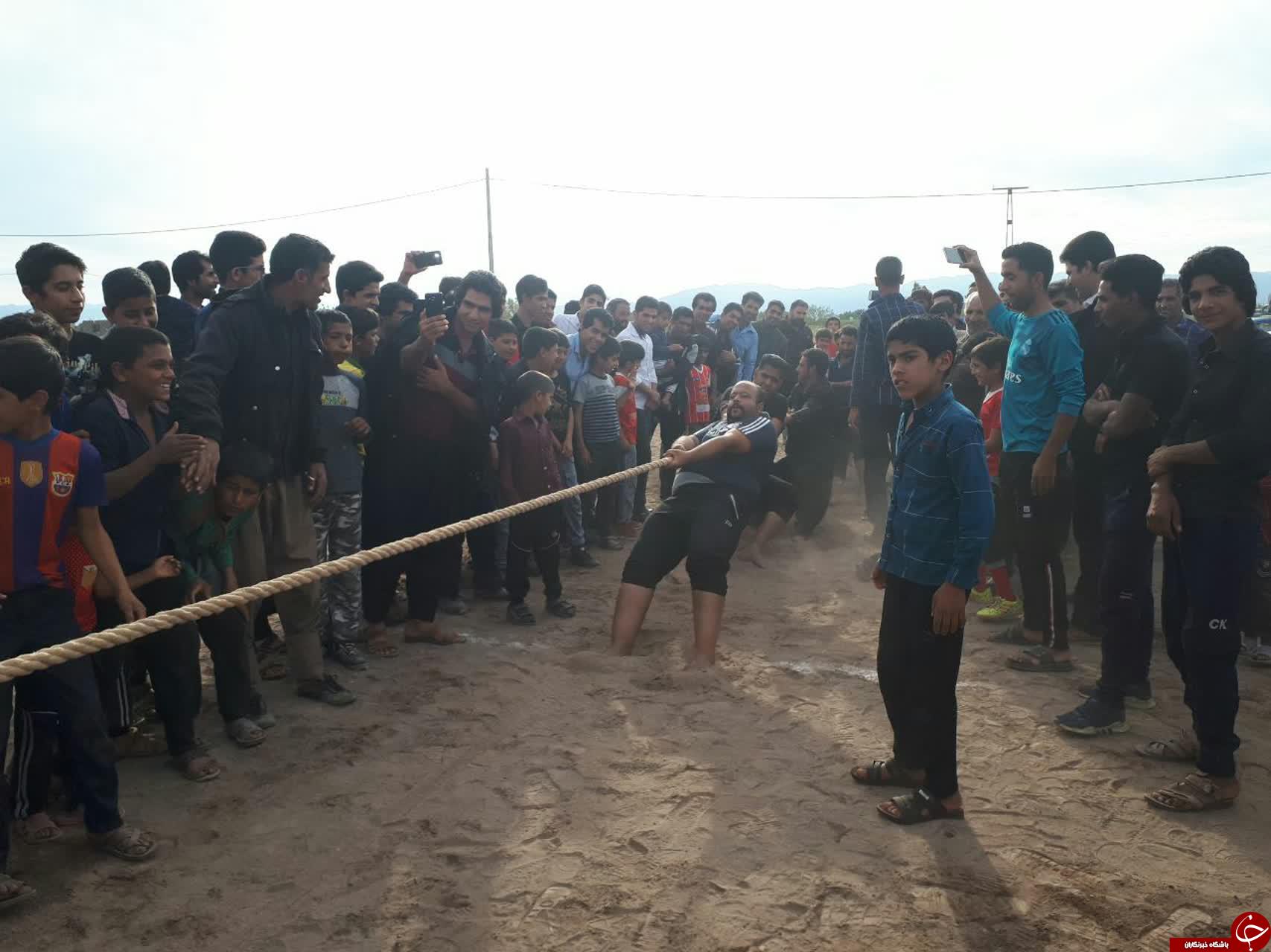 جشنواره بازی ها و غذاهای بومی و محلی در روستای خیرآباد نرماشیر + تصاویر