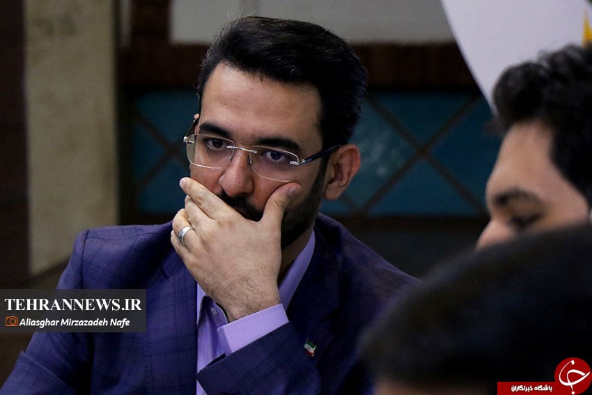 جزئیات جلسه آذری&zwnj;جهرمی با فعالان فضای&zwnj;مجازی چه بود؟