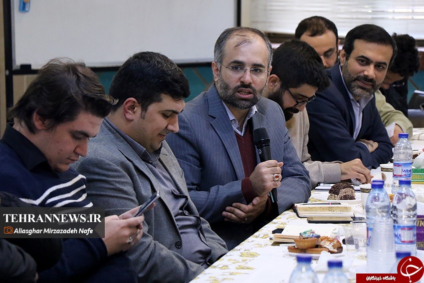 جزئیات جلسه آذری&zwnj;جهرمی با فعالان فضای&zwnj;مجازی چه بود؟