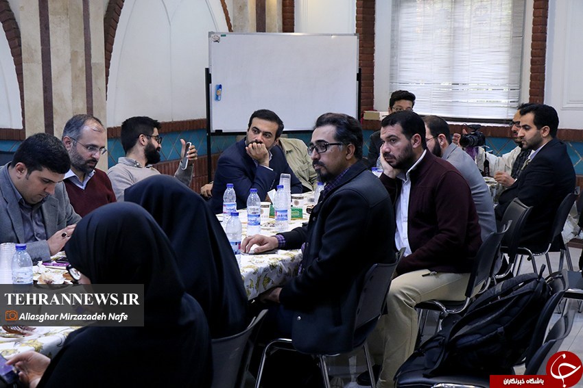جزئیات جلسه آذری&zwnj;جهرمی با فعالان فضای&zwnj;مجازی چه بود؟