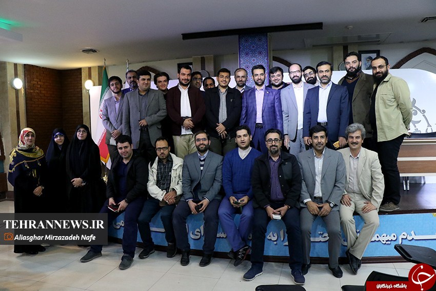 جزئیات جلسه آذری&zwnj;جهرمی با فعالان فضای&zwnj;مجازی چه بود؟