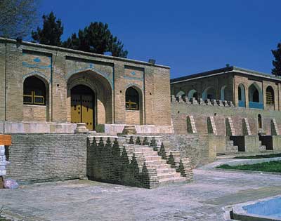 اسراری شگفت انگیز از قلعه والی ایلام