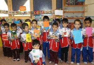 فعالیت های غنچه های هلال احمر قم در هفته ای با رنگ و بوی یار مهربان