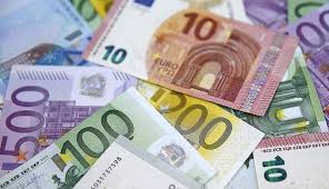 کاهش نرخ ۱۸ ارز بین بانکی/یورو ۴۷۶۱ تومان شد+ جدول