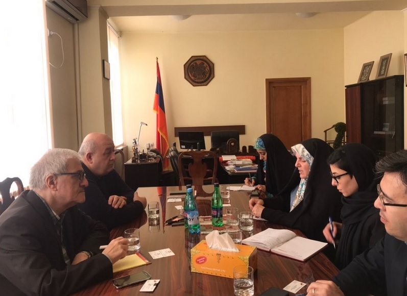 دیدار عضو کمیسیون اقتصادی مجلس با رئیس اتاق بازرگانی و صنایع ارمنستان