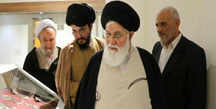 نماینده ولی فقیه در خراسان رضوی از موزه و کتابخانه تخصصی وقف بازدید کرد