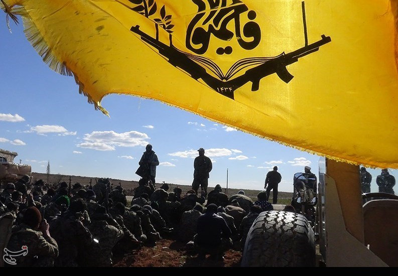 همه چیز درباره سقوط آخرین دژ داعش به دست فاطمیون/ از کشف قرص&zwnj;های تروریست&zwnj;پسند تا غنیمتی بزرگ در دست رزمندگان+فیلم و تصاویر