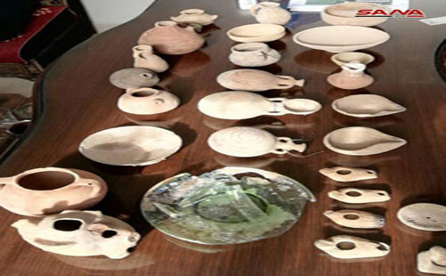 بازپسگیری ۱۰۳ اثر باستانی از شهرک الجیزة در حومه درعا+ تصاویر