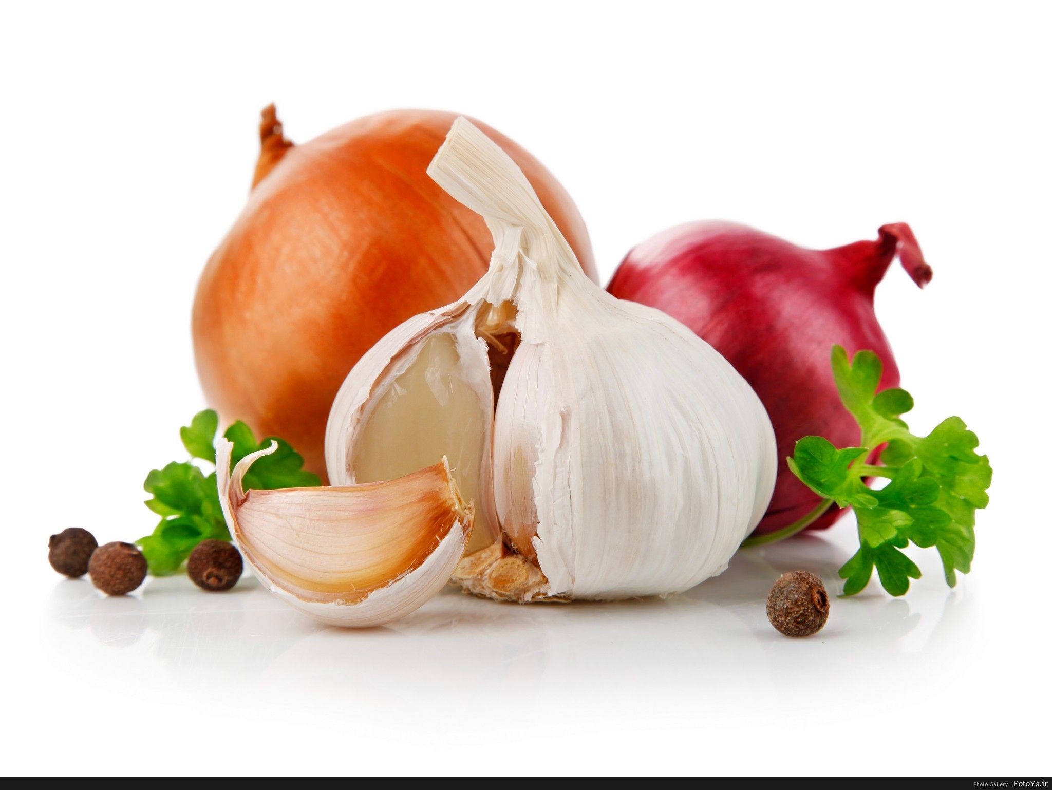 سیر، پیاز، موسیر و قارچ بیشتر مصرف کنید/ سرفه سرماخوردگی یا عفونت فوقانی تنفسی به درمان نیازی ندارد