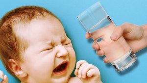 شیرخواران برای چه گریه می کنند؟