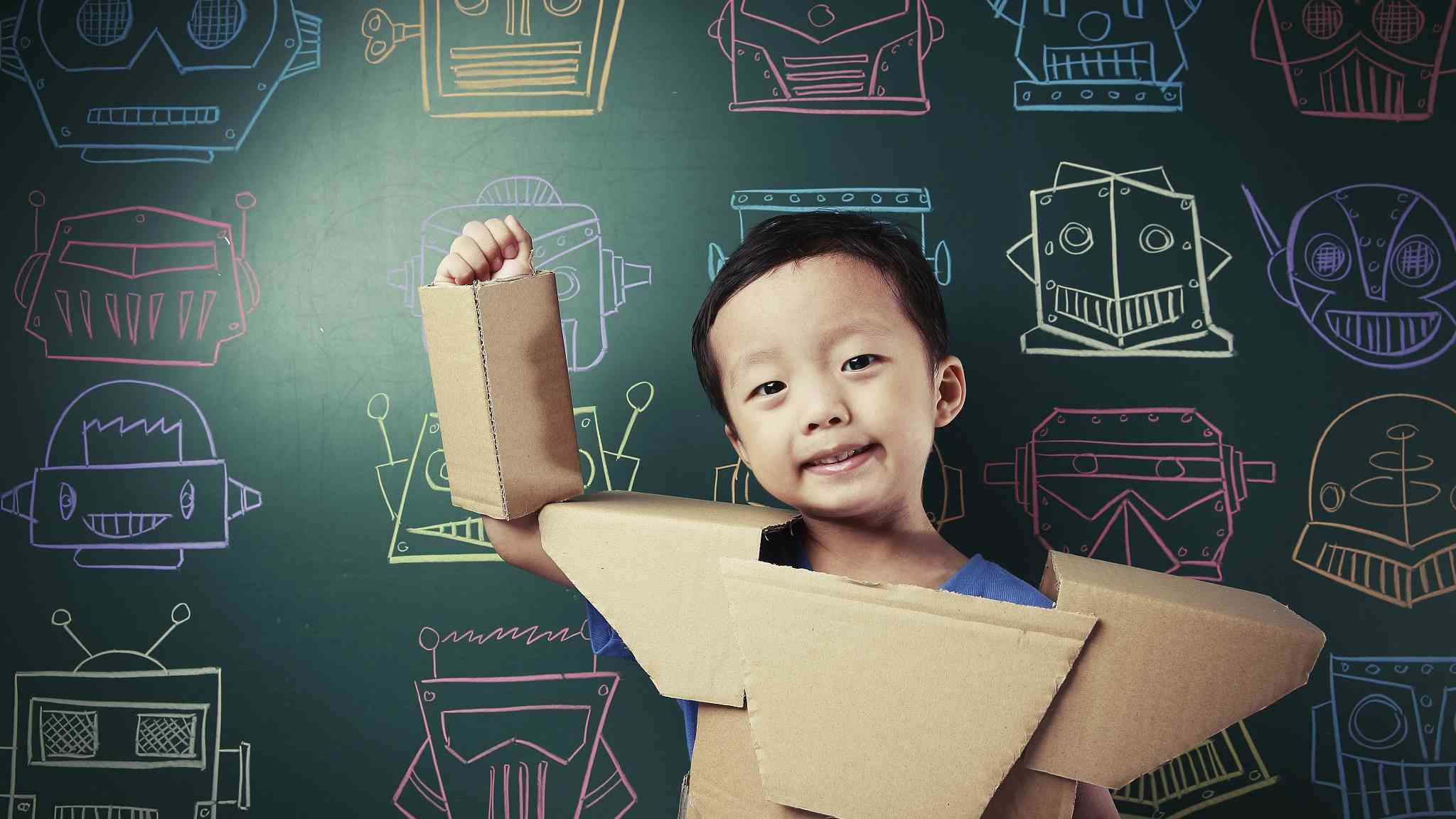 توزیع نخستین کتاب&zwnj;های درسی هوش مصنوعی در مدارس چین