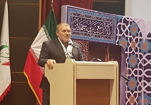 رونمایی از کتاب صراط منیر در شرکت توزیع برق استان سمنان