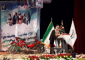 به برکت خون شهدا کشور از امنیت پایدار برخورداراست