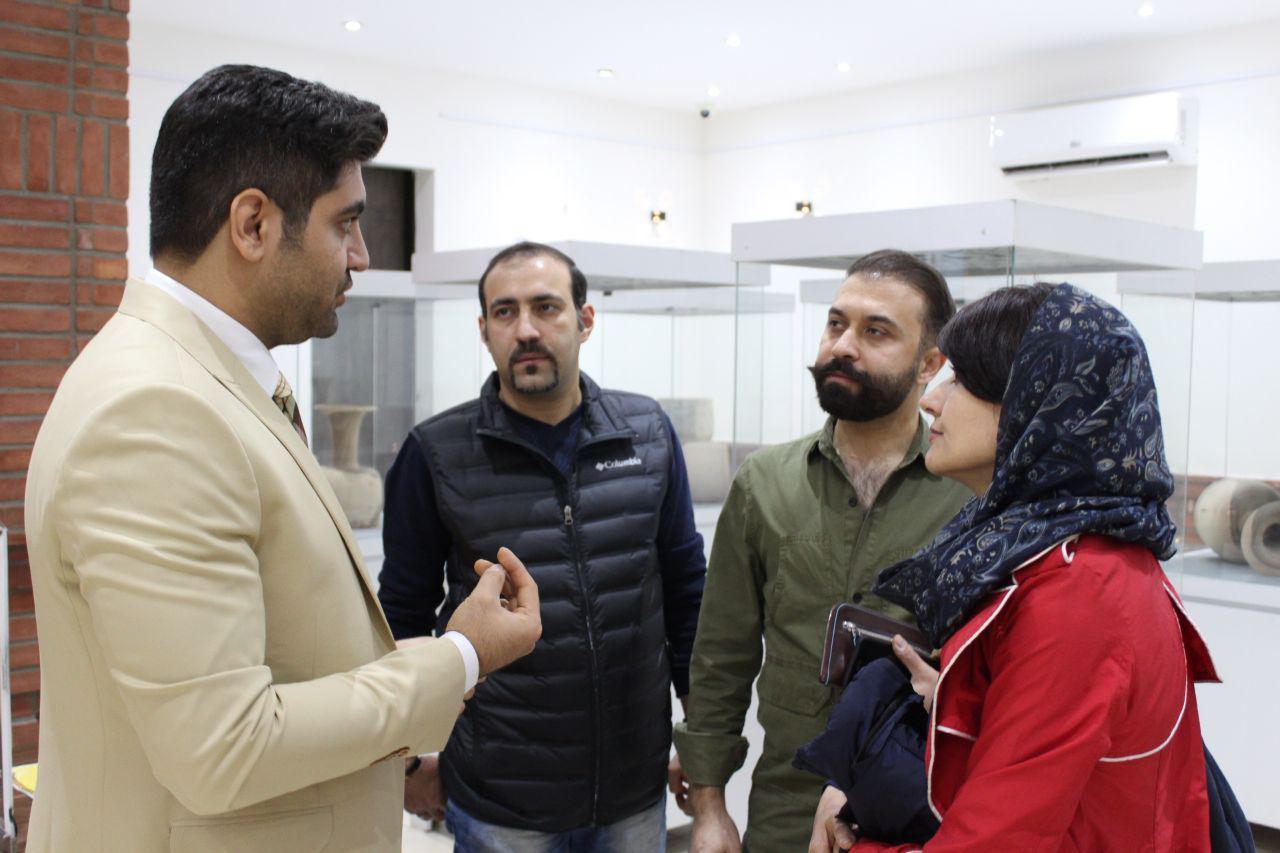 نمایشگاهی با ارائه و فروش ساز برای هنرجویان