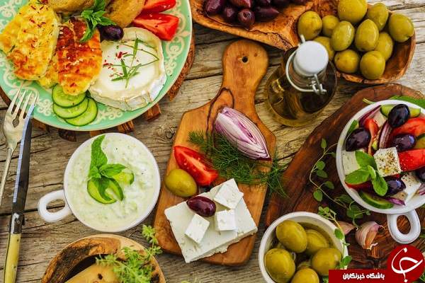 رژیم غذایی خانم&zwnj;ها بین ۲۰ تا ۵۰ سالگی / خانم&zwnj;های ۲۰ تا ۵۰ ساله با این رژیم غذایی سلامت خود را تضمین کنند/ راز سلامتی و جوانی خانم&zwnj;های ۲۰ تا ۵۰ ساله با رژیم غذایی اختصاصی/ خانم&zwnj;ها در هر سنی چه موادغذایی بخورند؟