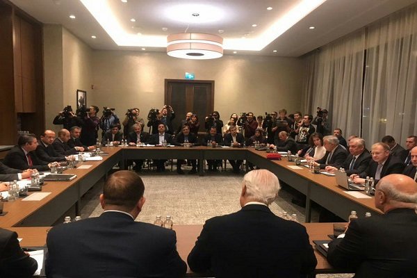 ضیافت شام وزیرخارجه قزاقستان ب حضور روسای هیات های روند آستانه