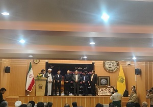ملک ثابت مدیر جدید کتابخانه‌ی وزیری استان یزد شد