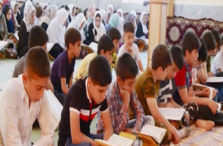 محفل انس با قرآن کریم در مهاباد