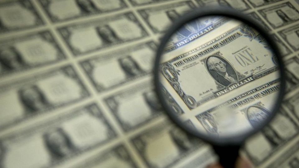 دلار ۱۹هزار تومانی ۱۱ هزار تومان شد، ولی قیمت‌ها پایین نیامد!