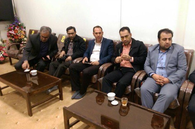 شهردار و مسئولان شهرداری با امام جمعه ایلام دیدار کردند+عکس