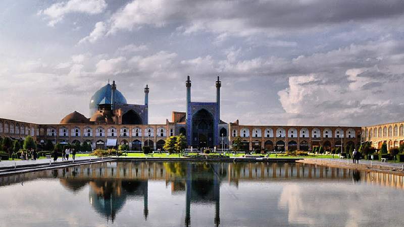 نرخ هزینه اقامت در نصف جهان / بهترین مسیر برای سفر به اصفهان + جدول و نقشه
