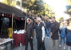 پذیرایی سیاه چادر&zwnj;های عشایری کرمانشاه از مهمانان نوروزی