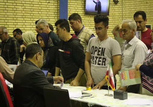 خدمات رسانی ستاد اسکان مهمانان نوروزی آموزش و پرورش ناحیه یک اهواز از لنز دوربین