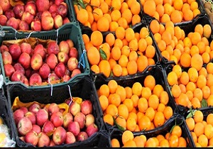 توزیع ۲ هزار تن میوه شب عید در استان همدان