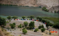 رانندگان از توقف در نقاط حادثه خیز پرهیز کنند
