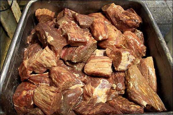 دو محموله ماهی و گوشت غیرقابل مصرف کشف شد