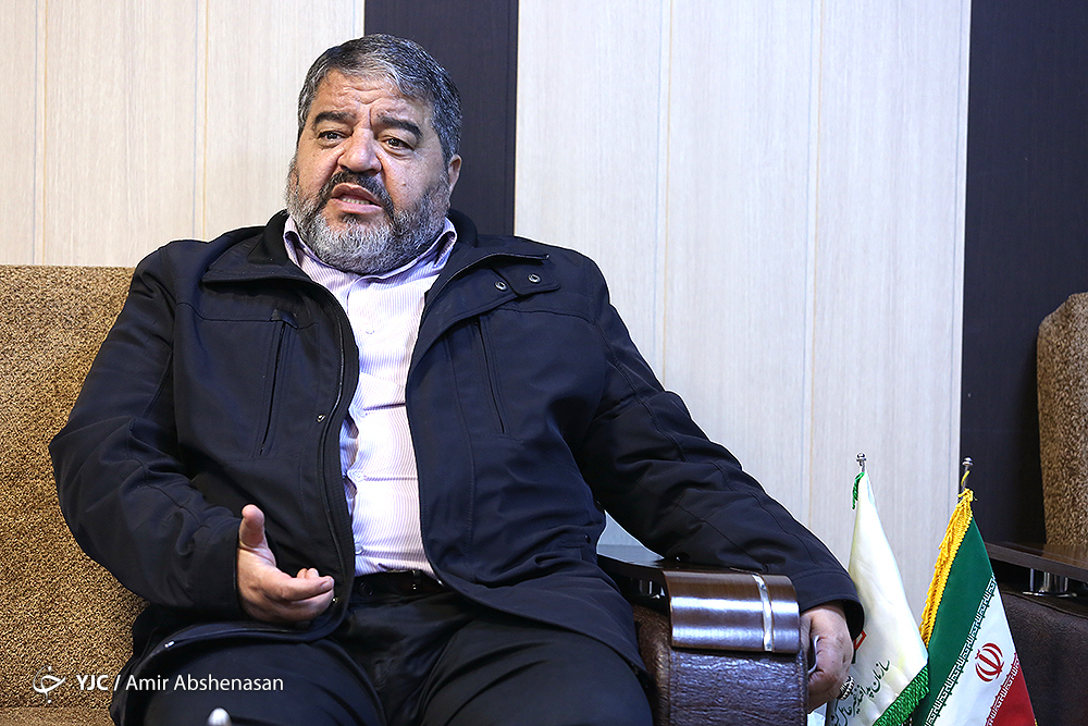 در گام دوم انقلاب نیازمند بازتعریف اهداف انقلاب و تزریق انرژی جوانی هستیم/ رونق تولید داخلی اصلیترین راهبرد در برابر تحریمهای اقتصادی در گام دوم انقلاب نیازمند بازتعریف اهداف انقلاب و تزریق انرژی جوانی هستیم/ رونق تولید داخلی اصلیترین راهبرد در برابر تحریمهای اقتصادی