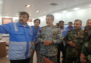 بازدید دریادار سیاری از مرکز مانیتورینگ مدیریت بحران خوزستان