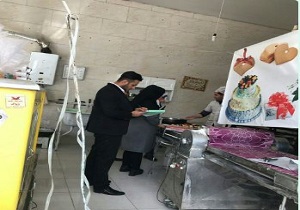 جمع‌آوری محصولات تاریخ مصرف گذشته در مریوان