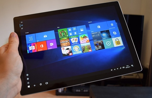 تعداد کاربران Windows 10 به ۸۰۰ میلیون نفر در جهان رسید ////