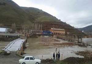 اقدامات شرکت آب منطقه‌ای کردستان در راستای حفاظت از پل تاریخی شیخ سنندج
