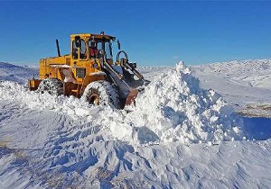 گردنه ژالانه بازگشایی شد/تردد با زنجیر چرخ امکان پذیر است