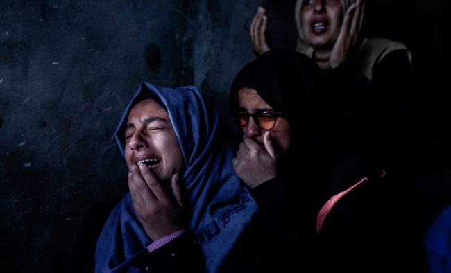 تصاویر روز: از عزاداری برای شهادت جوان فلسطینی تا برگزاری فستیوال بادبادک&zwnj;ها در آمریکا/////////////////////////////