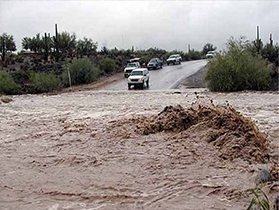 بسته شدن آزاد راه رشت - قزوین به علت ورود آب ناشی از بارندگی