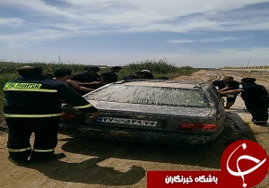 فرو ماندن یک دستگاه خودروپراید درگِل و آب