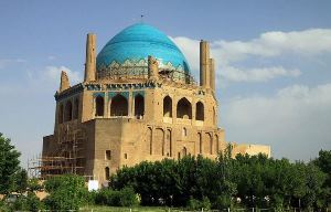 استقبال بی نظیر گردشگران نوروزی از گنبد سلطانیه