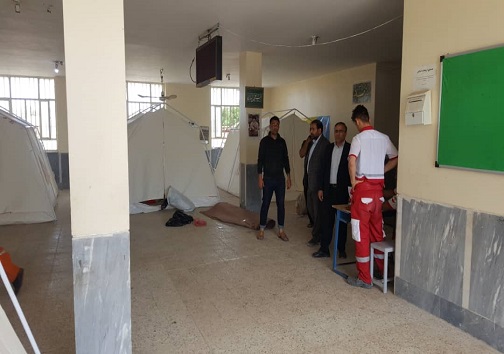 مدارس ناحیه ۴ اهواز در اختیار یک هزار نفر از اهالی مناطق سیل&zwnj;زده خوزستان