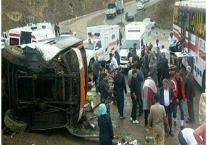 تصادف زنجیره&zwnj;ای در آزادراه پیامبر اعظم ۱۲ مصدوم بر جا گذاشت