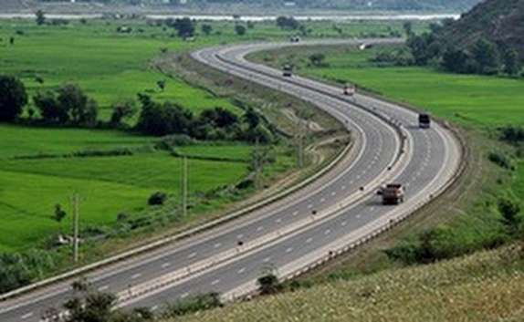آزادراه قزوین- رشت بازگشایی شد