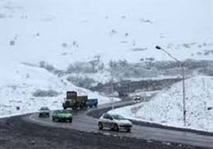 تردد در تمامی راه های ارتباطی کردستان جریان دارد