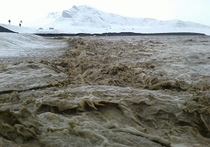 سیل در رودخانه "قره چای" روستای خردمند + فیلم