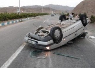 واژگونی خودرو در محور ملایر - نهاوند